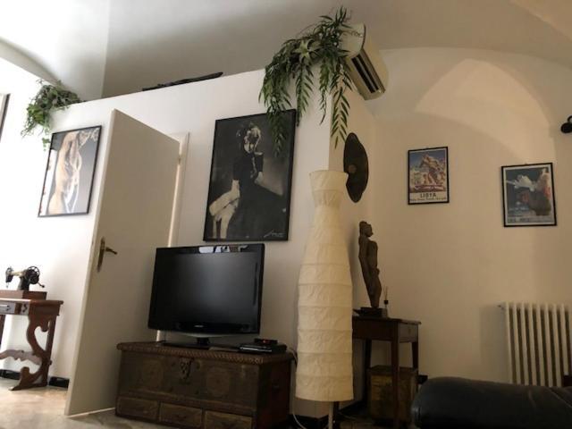 شقة Elly'S Loft روما المظهر الخارجي الصورة